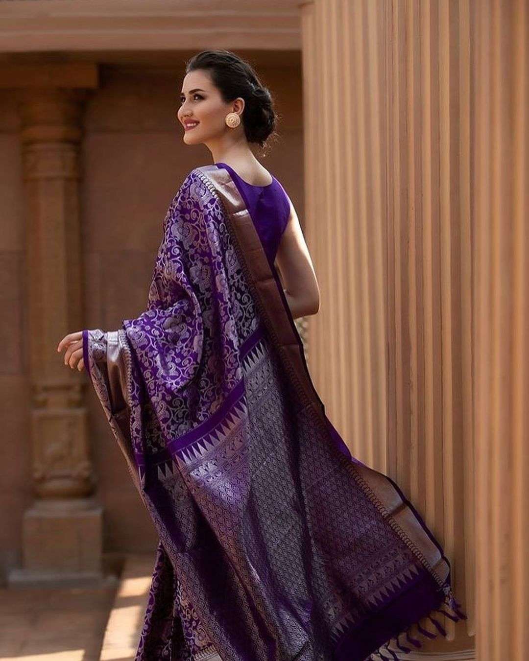 MANDAKINI SILK BY SUSWANI LATEST BOLLYWOOD HEAVY DESIGNER SILK SAREE