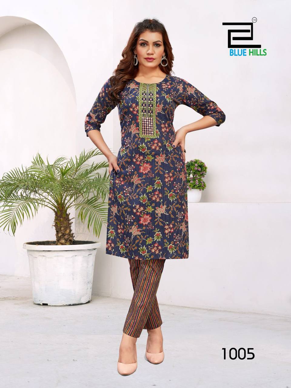 SAMAIRA BY BLUE HILLS 1001 TO 1006 SERIES CAMBRIC COTTON KURTIS WIH PANT